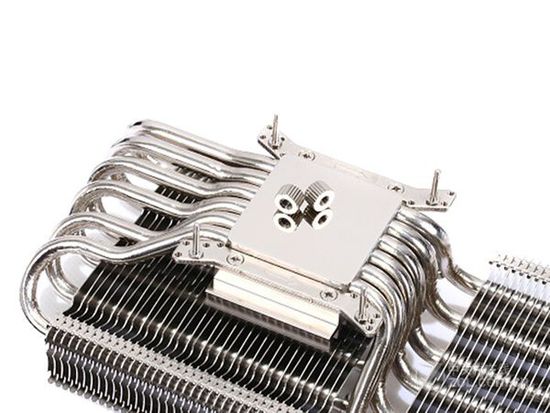 The CPU burns to the machine. If the radiator is used, you will be stupid.